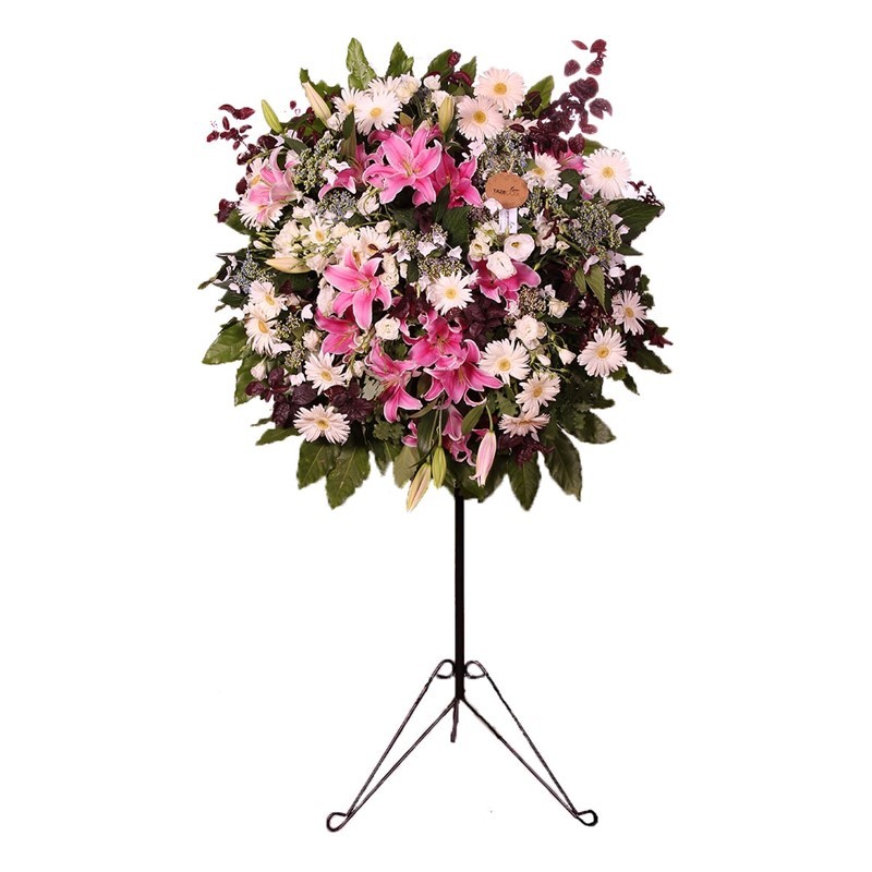 Pembe Beyaz Kutlama Ferforje Arajmanı