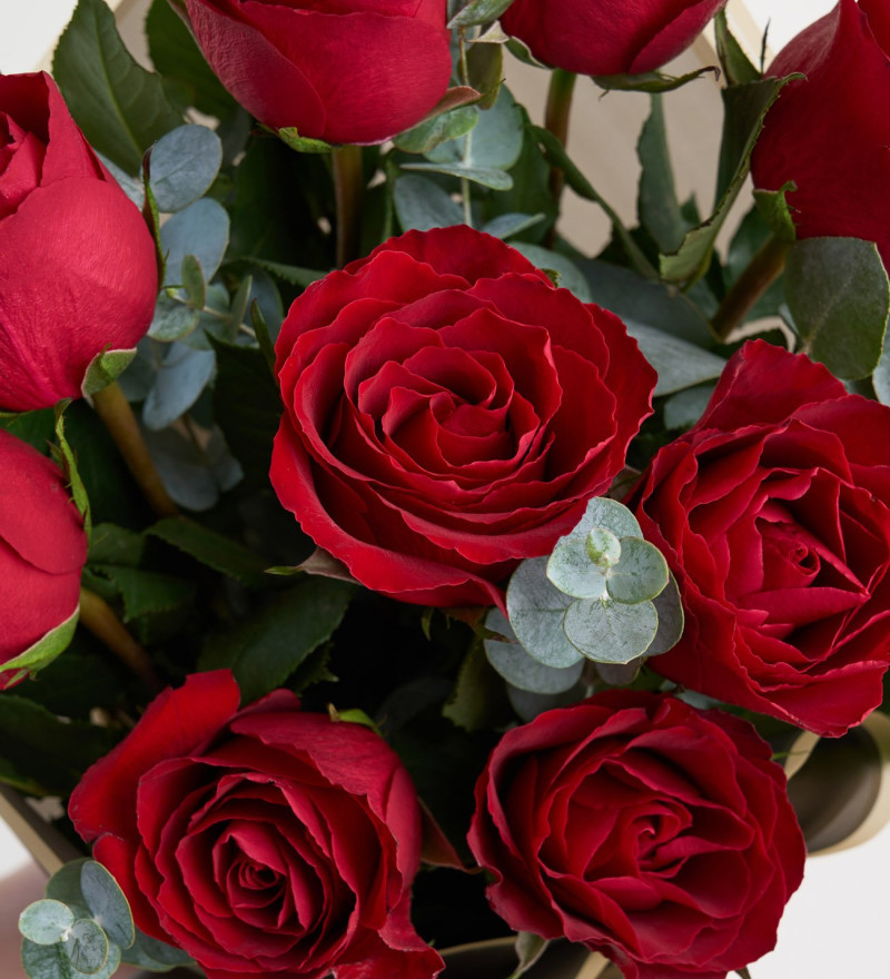 11'li Kırmızı Gül Çiçek Buketi