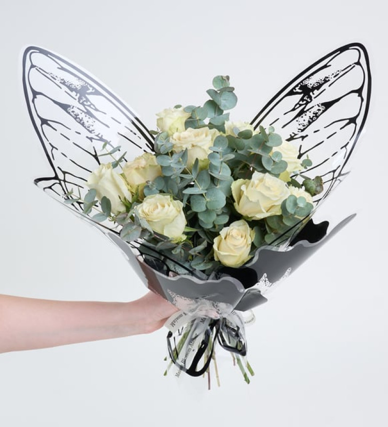 Kelebek Bukette 10'lu Beyaz Gül